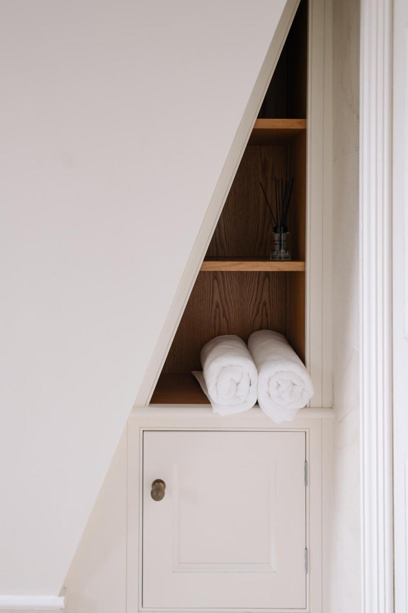 バース Cambridge Houseヴィラ エクステリア 写真