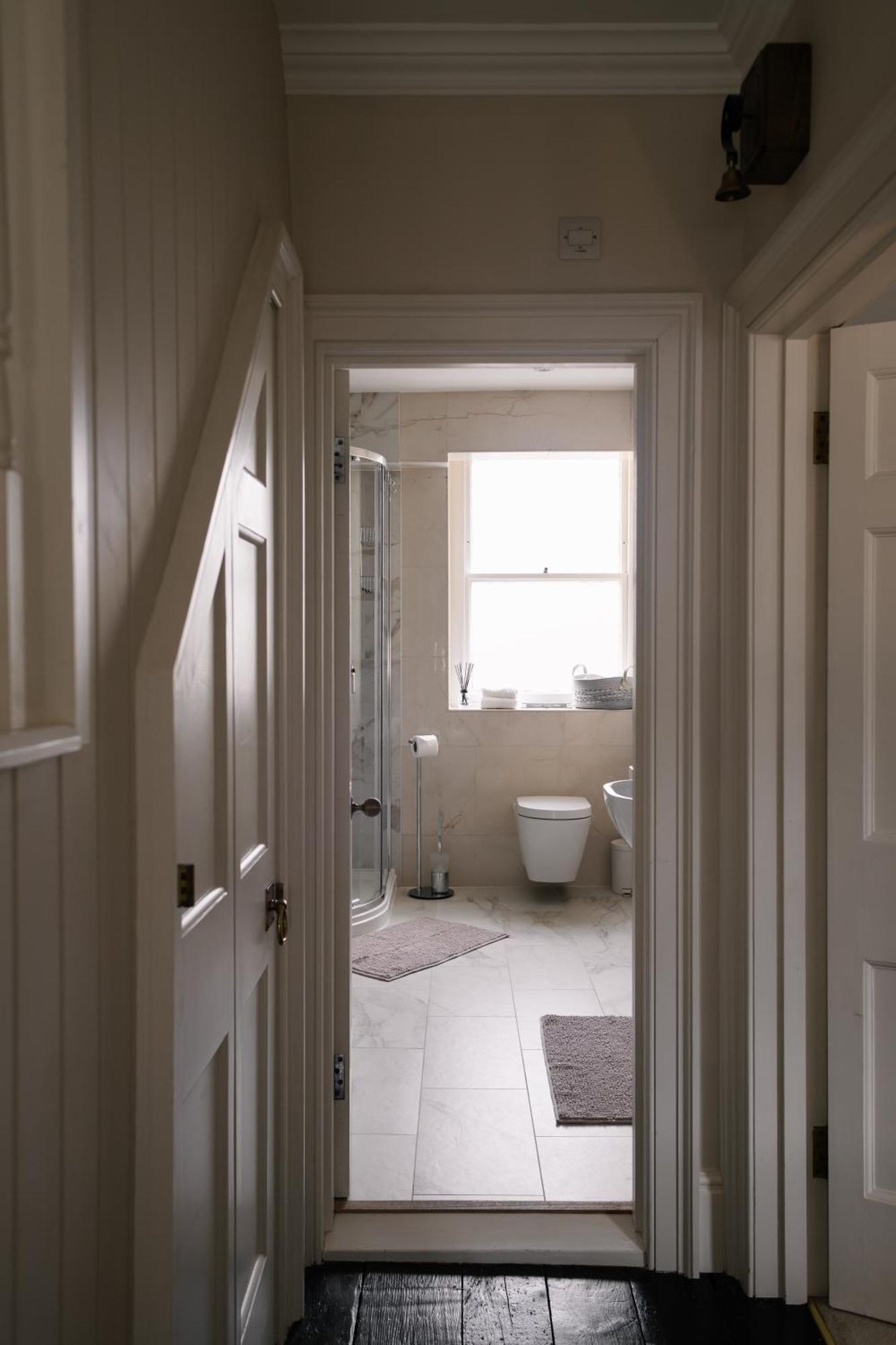 バース Cambridge Houseヴィラ エクステリア 写真